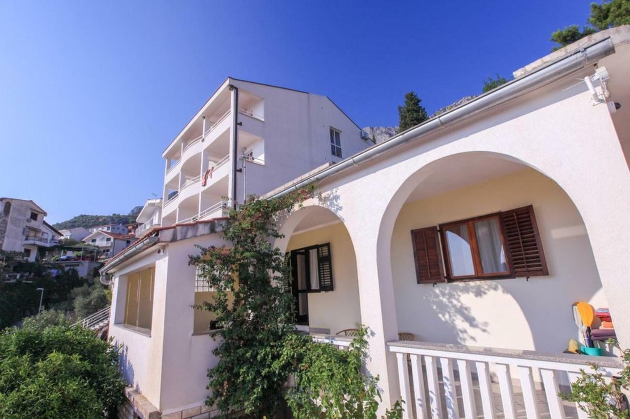 Apartments Damjan Brist Exterior photo